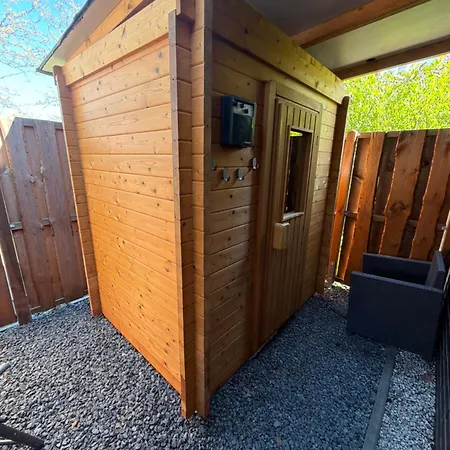 아파트 Ferienwohnung- Monteurwohnung- Businesswohnung- Exkl Sauna Nutzung Wellness *