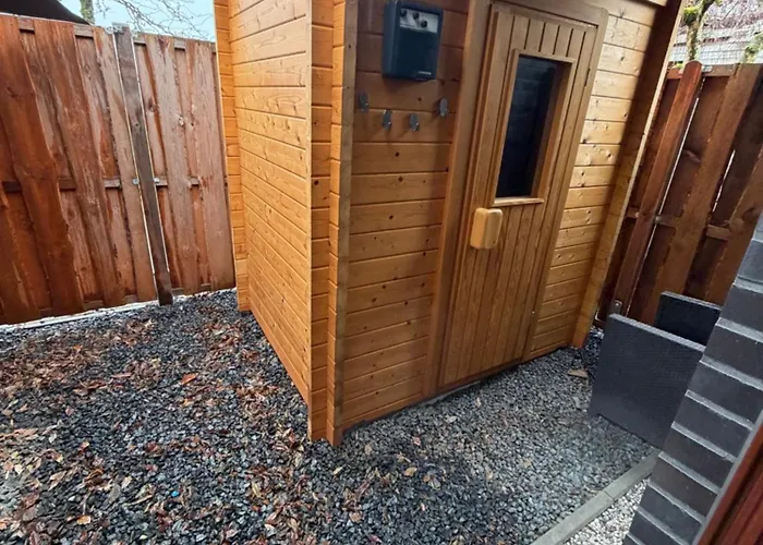 Ferienwohnung- Monteurwohnung- Businesswohnung- Wellness- Sauna Lejlighed *